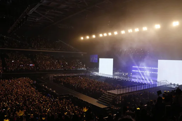 Miembros Del Grupo Chicos Surcoreanos Bigbang Big Bang Actúan Concierto — Foto de Stock