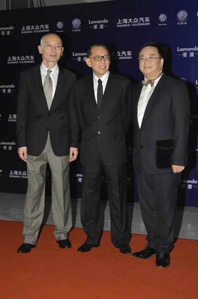 中国の俳優は 天皇グループ会長博士アルバート 2015 中国で Huading 授賞式のレッド カーペットでポーズ — ストック写真