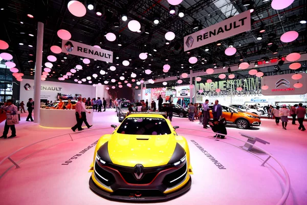 Renault Sport Rs01 Ekranda Shanghai Uluslararası Otomobil Sanayi Fuarı Olarak — Stok fotoğraf
