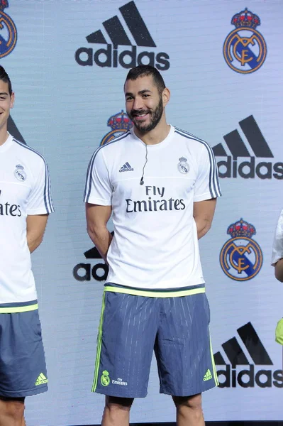 Karim Benzema Del Real Madrid Posa Evento Incontro Dei Tifosi — Foto Stock