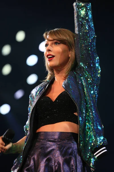 American Singer Taylor Swift Performs Her 1989 World Tour Concert — Stock Photo, Image