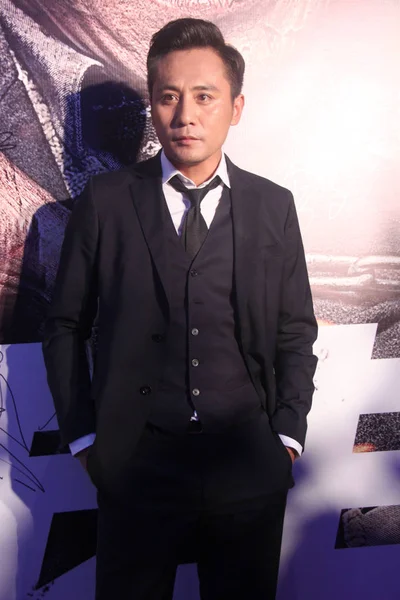 劉イェ中国の俳優は 彼の新しい映画 保存氏呉 中国のためのプリミアの間にポーズ 2015 — ストック写真