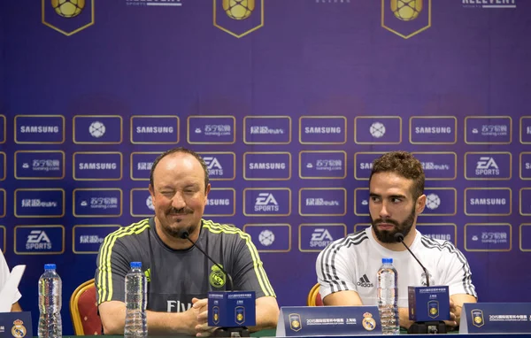 Allenatore Rafael Benitez Sinistra Dani Carvajal Del Real Madrid Partecipano — Foto Stock