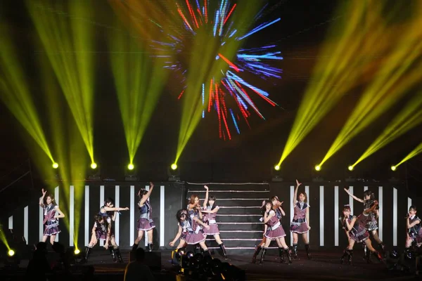 Medlemmar Idol Grupp Snh48 Syster Grupp Japansk Pop Tjej Grupp — Stockfoto