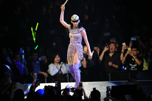 American Singer Katy Perry Performs Shanghai Concert Her Prismatic World — Stock Photo, Image
