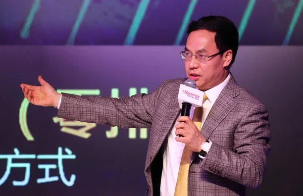 Hejun Chairman Ceo Van Hanergy Holding Group Limited Spreekt Een — Stockfoto