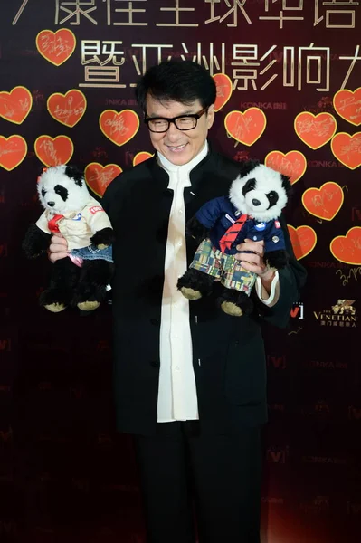 Jackie Chan Pose Sur Tapis Rouge Pour 19E Cérémonie Des — Photo