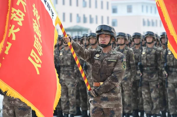 Des Soldats File Chinois Apl Armée Populaire Libération Font Des — Photo