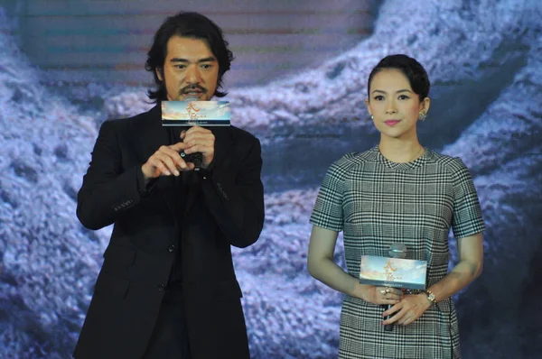 Тайваньско Японский Актер Певец Такэси Канеширо Слева Выступает Рядом Китайской — стоковое фото