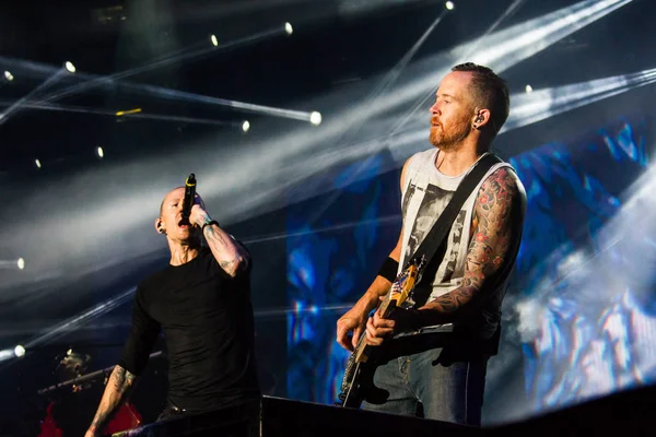 Miembros Banda Rock Estadounidense Linkin Park Tocan Durante Concierto Gira — Foto de Stock
