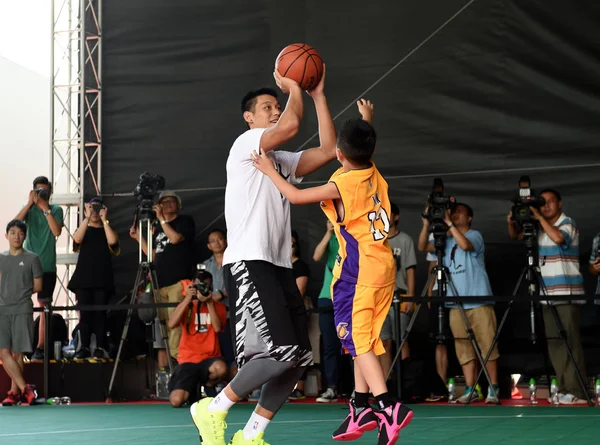 Nba Gwiazda Jeremy Lin Los Angeles Lakers Lewo Konkuruje Młodego — Zdjęcie stockowe