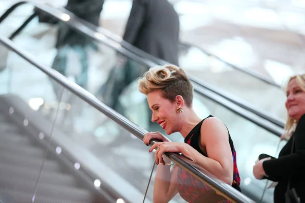 Die Amerikanische Schauspielerin Scarlett Johansson Kommt Zur Premiere Des Films — Stockfoto