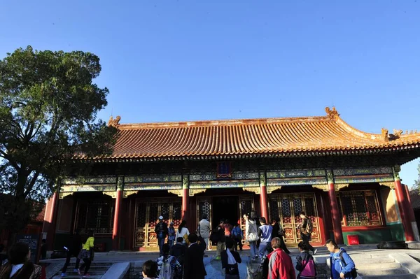 Turistler Yasak Şehir Olarak Bilinen Saray Müzesi Nde Uzun Ömür — Stok fotoğraf