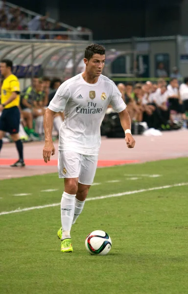 Cristiano Ronaldo Del Real Madrid Dribbling Contro Milan Durante Partita — Foto Stock