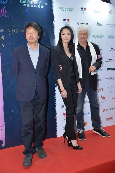 Chinese Actrice Yao Chen Centreren Franse Regisseur Jean Jacques Annaud — Stockfoto