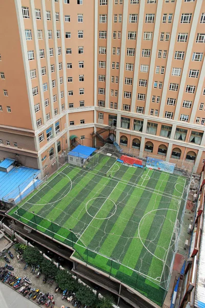 Vista Campo Futebol Telhado Prédio Escritórios Dois Andares Cidade Zhengzhou — Fotografia de Stock