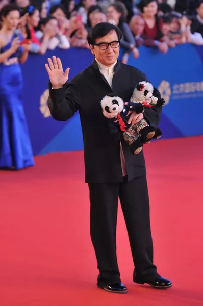 Hongkongské Kungfu Hvězda Jackie Chan Dorazí Červeném Koberci Pro Uzavření — Stock fotografie