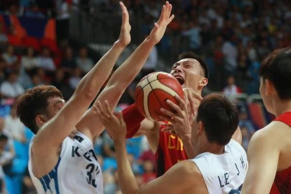 Jianlian Çin Güney Kore Karşı Bir Grup Maçında 2015 Fiba — Stok fotoğraf