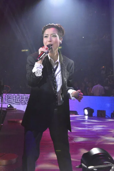 Hongkong Zanger Sammi Cheng Presteert Zanger Songwriter Eddie Concert Hongkong — Stockfoto