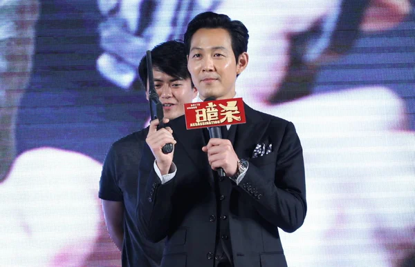 Der Südkoreanische Schauspieler Lee Jung Jae Nimmt Einer Pressekonferenz Seinem — Stockfoto