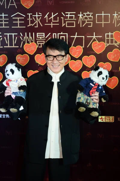 Jackie Chan Pose Sur Tapis Rouge Pour 19E Cérémonie Des — Photo