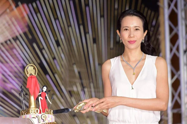 Cantante Actriz Hong Kong Karen Mok Posa Durante Una Conferencia — Foto de Stock