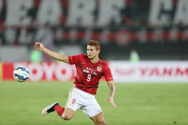 Elkeson Guangzhou Evergrande Taobao China Prepara Para Passar Bola Durante — Fotografia de Stock