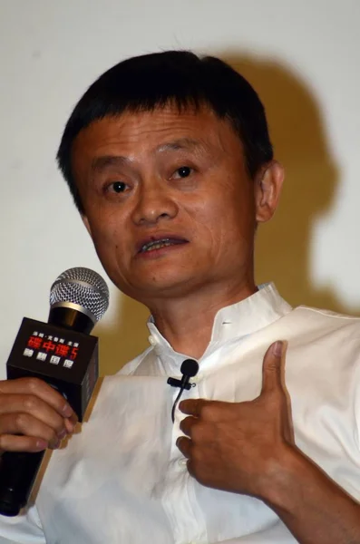 Председатель Alibaba Group Джек Jack Yun Выступает Время Встречи Фанатами — стоковое фото