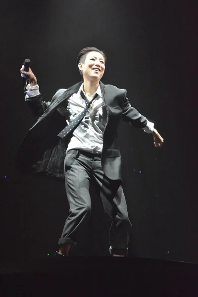 Hong Kong Sångare Sammi Cheng Utför Sångare Eddie Ngs Konsert — Stockfoto