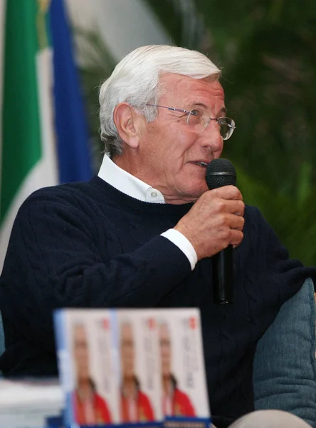 Entrenador Fútbol Italiano Marcello Lippi Habla Una Reunión Fans Para — Foto de Stock