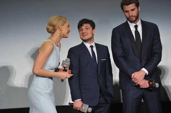 Actriz Estadounidense Jennifer Lawrence Actor Josh Hutcherson Actor Australiano Liam — Foto de Stock