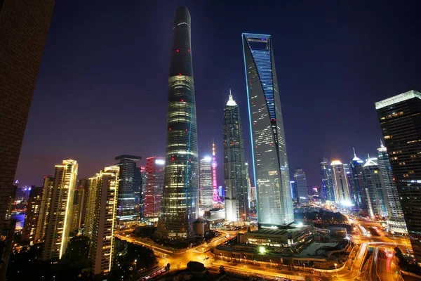 Vista Nocturna Torre Shanghai Centro Izquierda Torre Jinmao Centro Centro — Foto de Stock