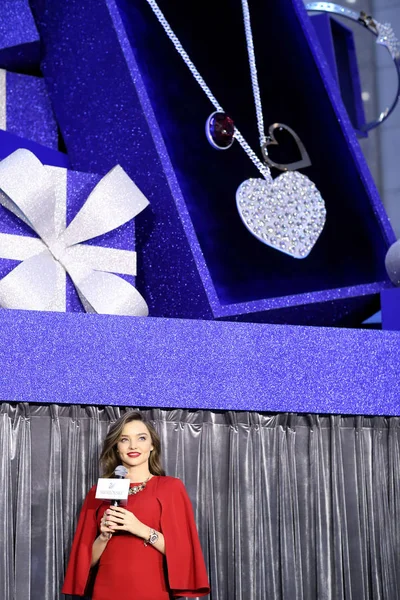 Modelo Australiana Miranda Kerr Assiste Uma Cerimônia Iluminada Por Swarovski — Fotografia de Stock