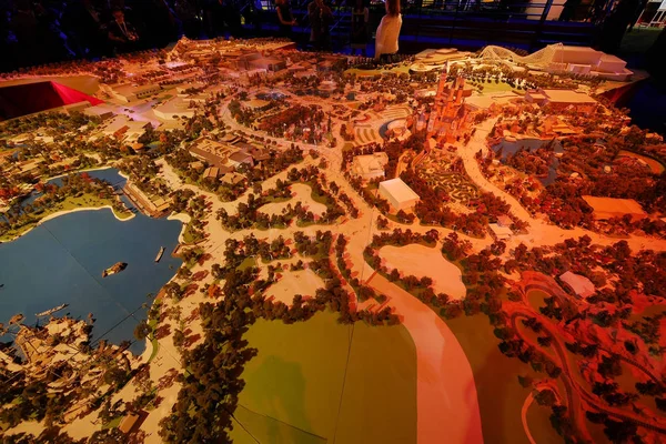 Makieta Shanghai Disney Resort Jest Wyświetlaczu Podczas Jego Ceremonii Shanghai — Zdjęcie stockowe