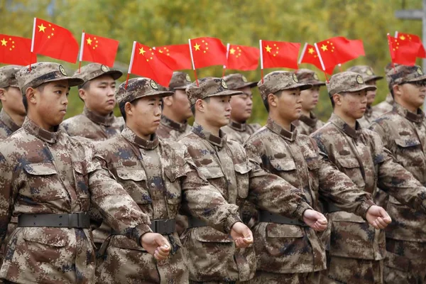 Des Recrues Armée Post Participent Une Séance Entraînement Dans Une — Photo