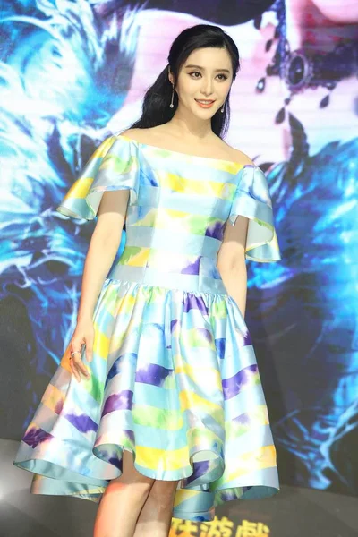 Atriz Chinesa Fan Bingbing Posa Durante Evento Promocional Para Jogo — Fotografia de Stock