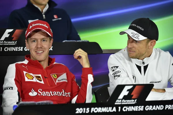 Piloto Alemán Sebastian Vettel Ferrari Izquierda Piloto Británico Jenson Button — Foto de Stock