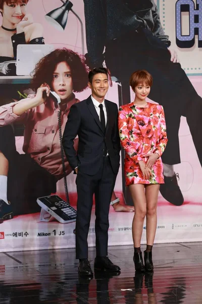 South Korean Actress Joon Hee Right Singer Actor Choi Won — Stock Photo, Image