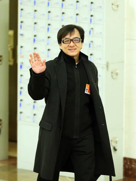 Jackie Chan Superestrella Del Kungfu Hong Kong Saluda Mientras Llega —  Fotos de Stock