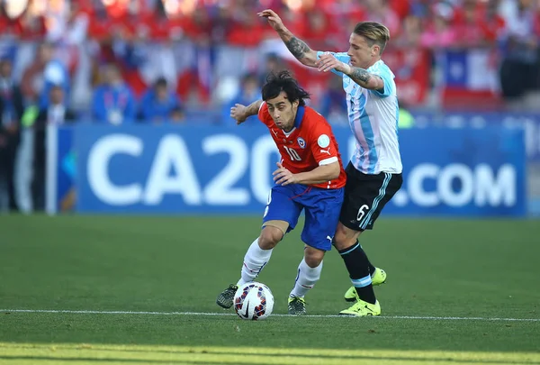 Argentína Lucas Biglia Jobb Kihívások Chile Jorge Valdivia Balra Copa — Stock Fotó