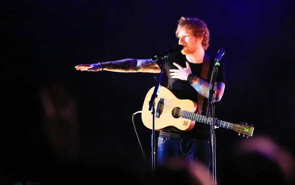 Brytyjska Piosenkarka Sheeran Wykonuje Jego Koncercie Szanghaju Chiny Marca 2015 — Zdjęcie stockowe