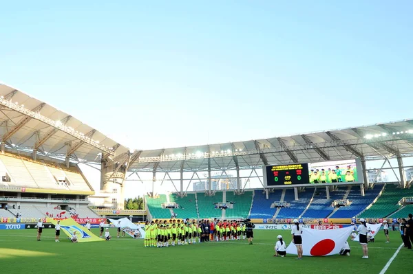 Гравці Відліку Лінійок Південна Корея Японія Поза Арбітрів Футбольного Матчу — стокове фото