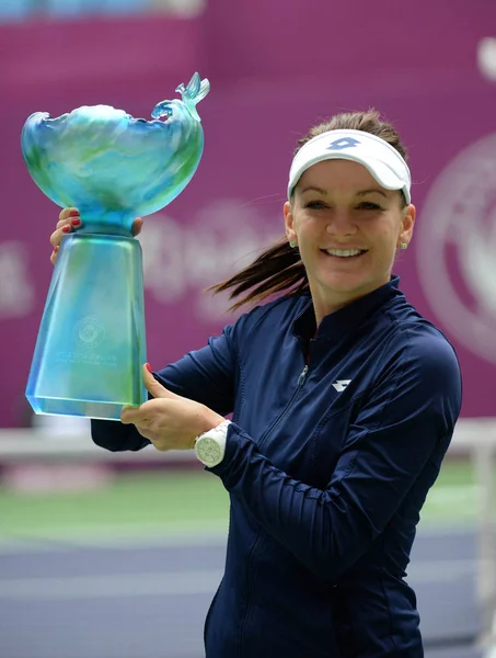 ポーランドのアグニエシュカ ラドワンスカが 2015 Wta 天津オープン テニス トーナメント 天津で 2015 日の間に女子シングルス決勝の試合でモンテネグロの檀家 — ストック写真