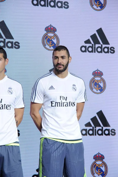 Karim Benzema Del Real Madrid Posa Evento Incontro Dei Tifosi — Foto Stock