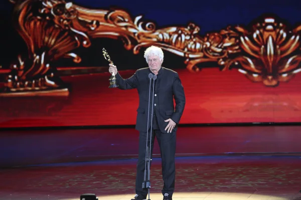 French Director Jean Jacques Annaud Holds His Trophy Winning Best — Stock Photo, Image
