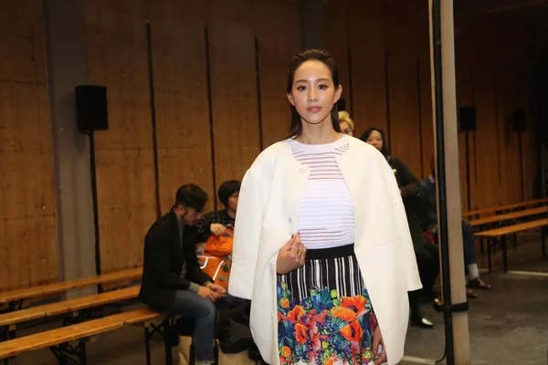 Actriz Taiwanesa Janine Chang Posa Desfile Moda Ground Zero Durante — Foto de Stock