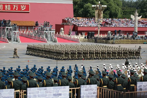 Китайський Нвак Народна Армія Визволення Солдати Березні Минулого Тяньаньмень Трибуни — стокове фото
