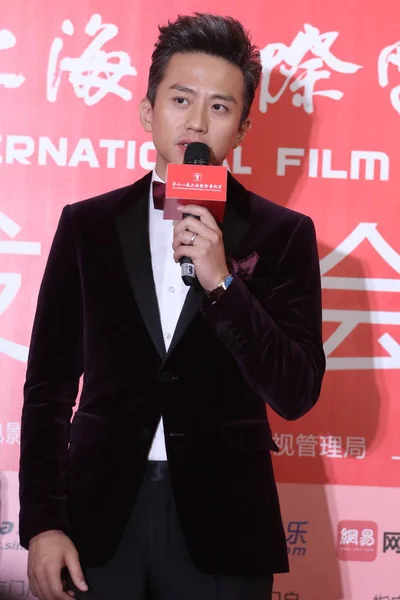 Actor Chino Deng Chao Habla Una Conferencia Prensa Para Película — Foto de Stock