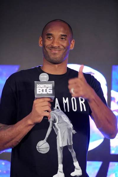 Superestrella Nba Kobe Bryant Posa Evento Promocional Para Juego Móvil —  Fotos de Stock