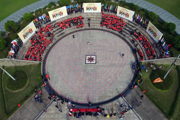 Vista Aérea Línea Más Larga Sobres Forma Corazón Durante Evento — Foto de Stock